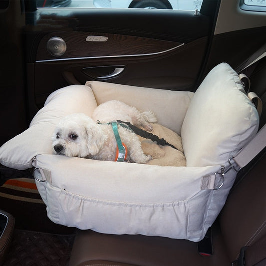 Top 5 Things to Look for When Buying Your Dog a Car Seat